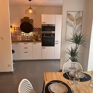 https://snug-cosy-proche-gare-partdieu-accs-facile-aroport-et-eurexpo.hotels-rhonealpes.com