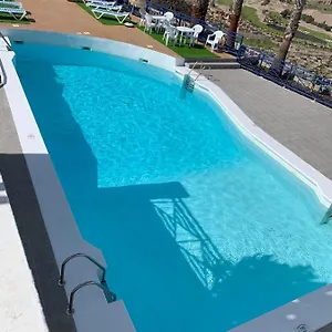 https://bungalow-en-vista-golf.in-canary-islands.com